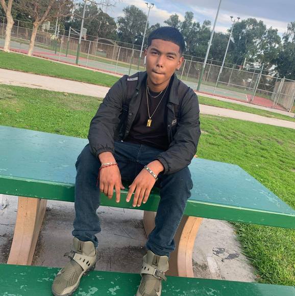 Meet your Posher, Adan - Picture 1 of 1